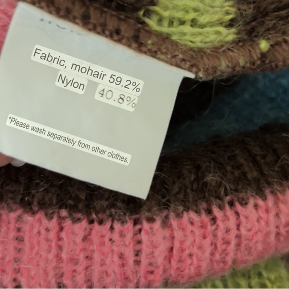 Chaber Stripe Rainbow Multicolored Fuzzy Short Sleeve Sweater Approx XS - Picture 10 of 10